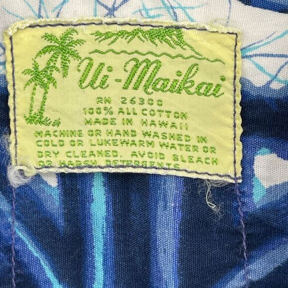 UI Makai Blue Floral Tiki Panel Hawaiian Short Sleeve Button Down Shirt Small - Picture 3 of 5